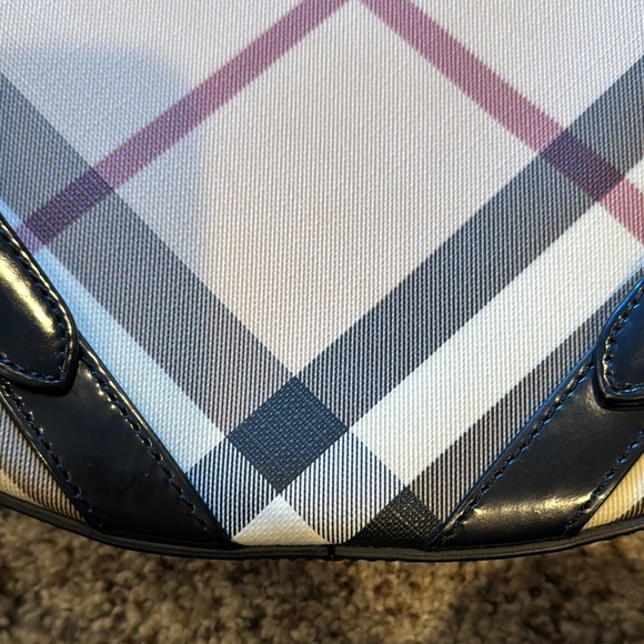 EUC Burberry Nova Shoulder Bag - Picture 10 of 16
